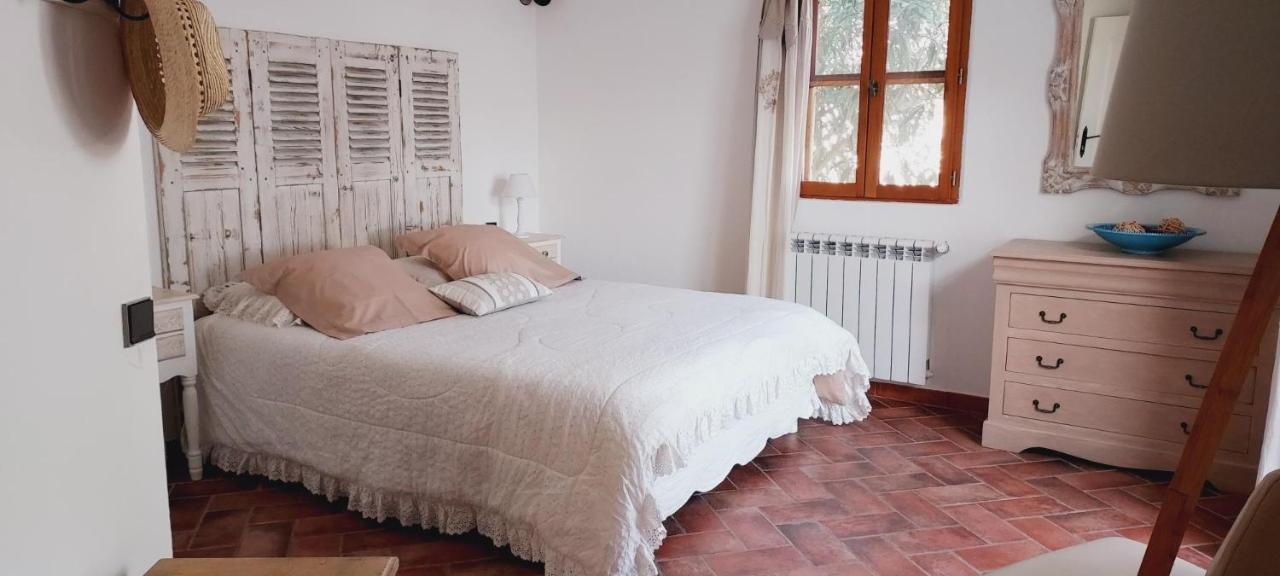 Mas De Plisset Apartment Сан-Жил Екстериор снимка